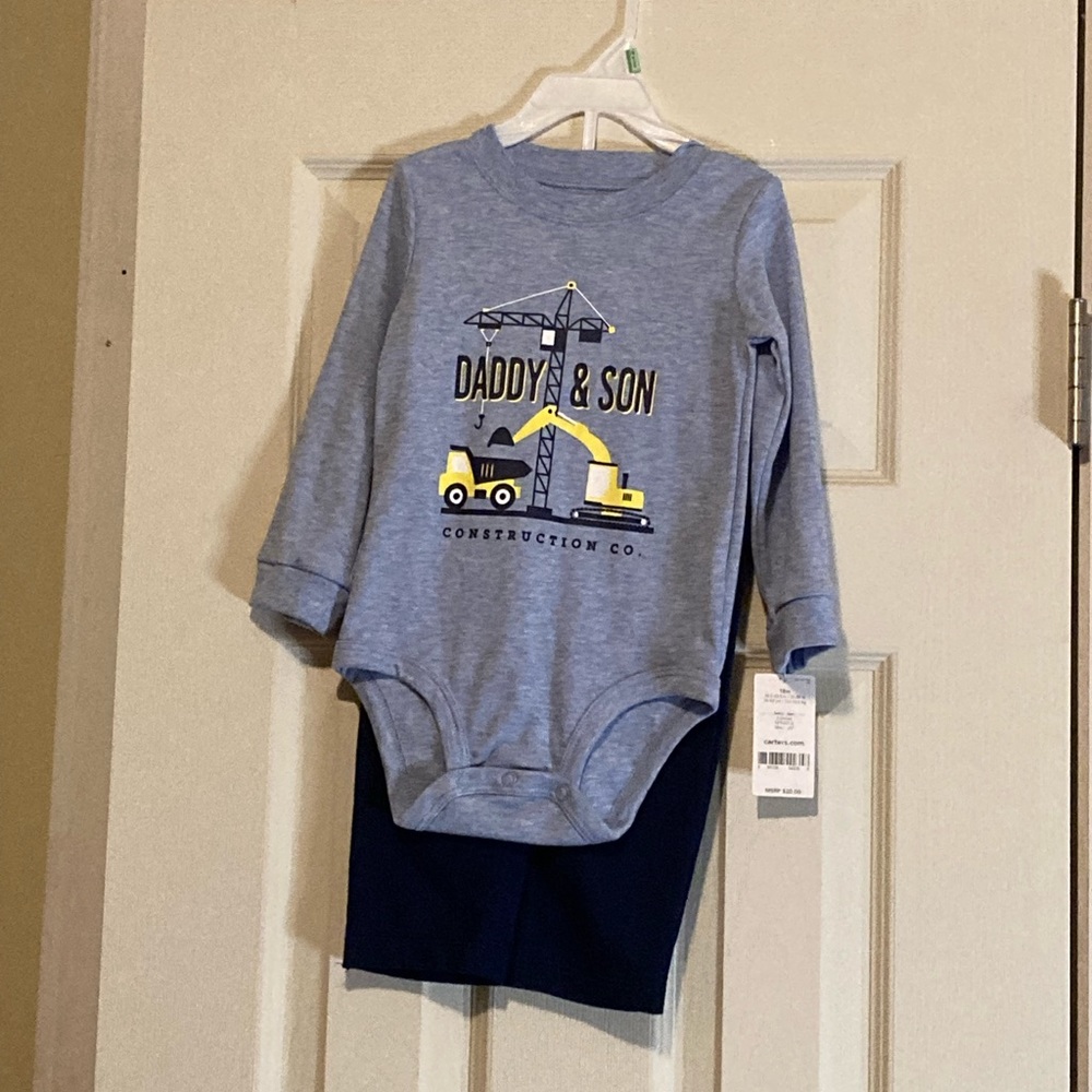 Carter’s 2 piece outfit